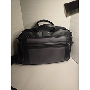 Kenneth Cole Reaction Laptop Business Travel Bag‎ Carry On Black EUC